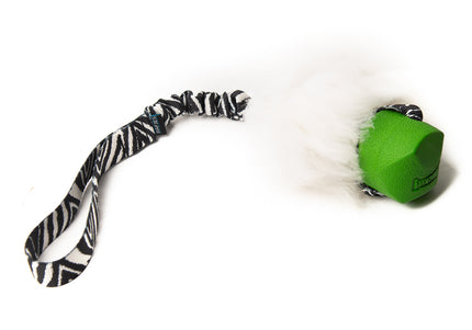 Bungee Zebra - White Sheepskin - Erratic M